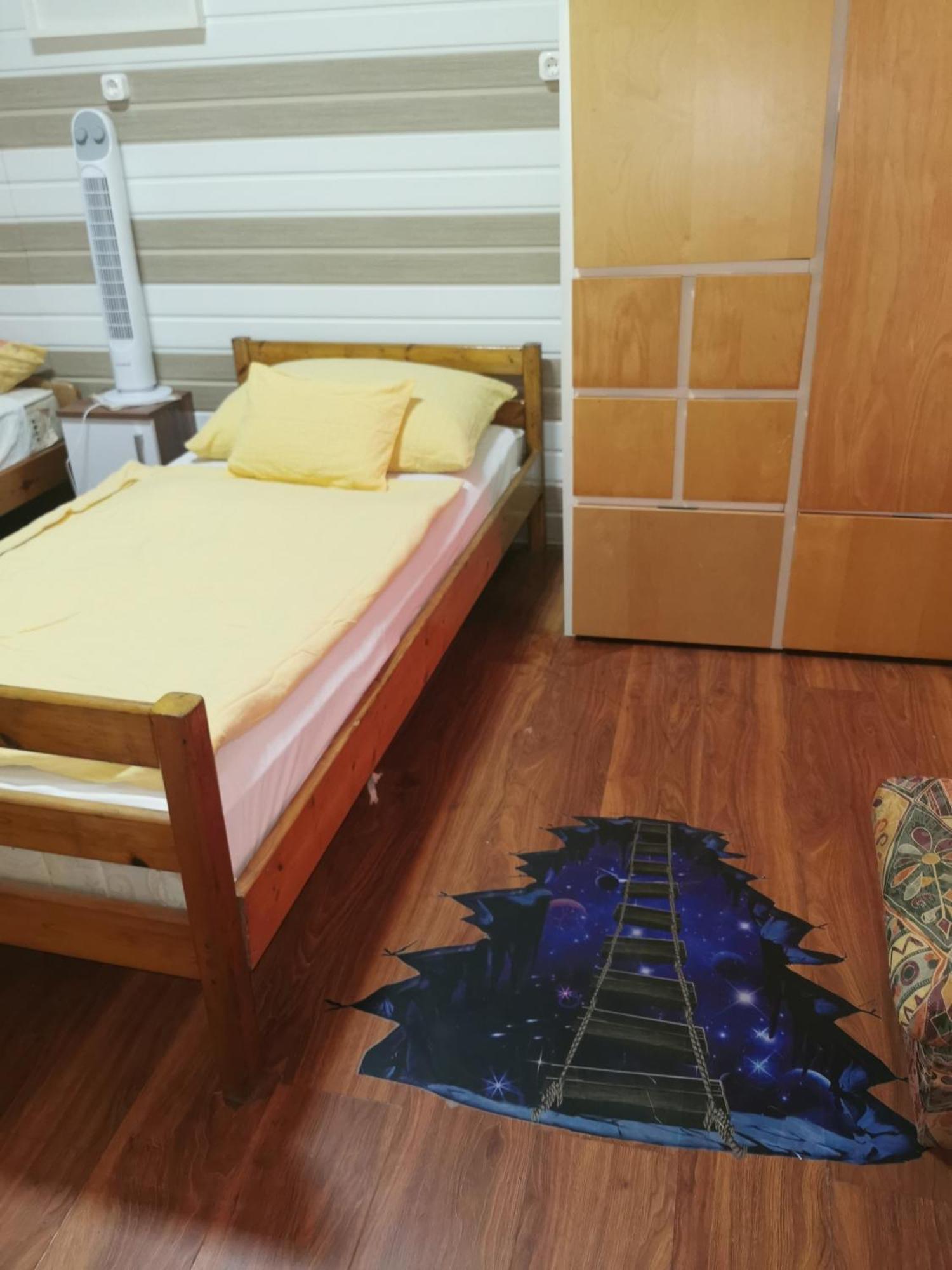 Edit Vendégház Tiszaújváros Quarto foto