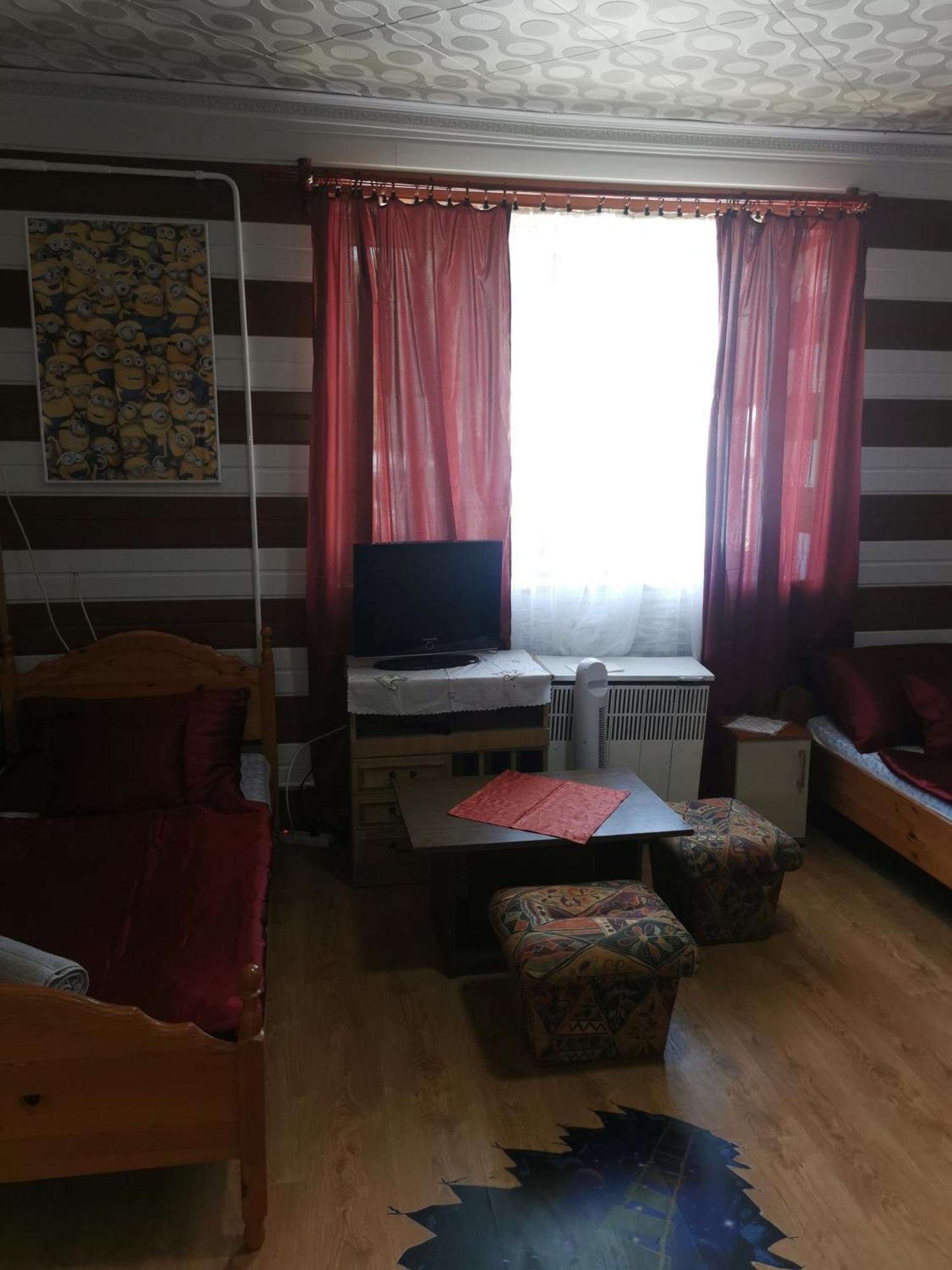 Edit Vendégház Tiszaújváros Quarto foto